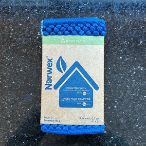Brand new set of 3 Norwex Kitchen Counter Cloths